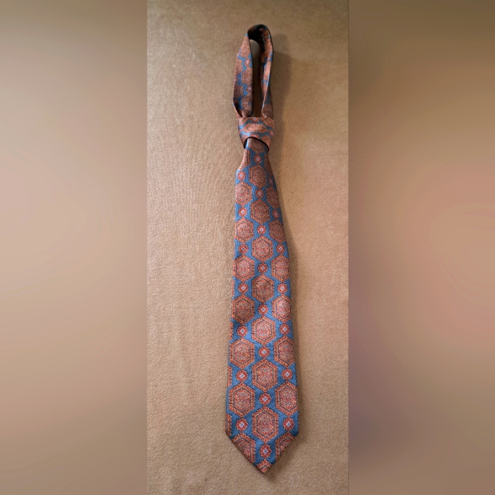 Robert Jensen Silk Neck Tie Italy gray orange pattern.